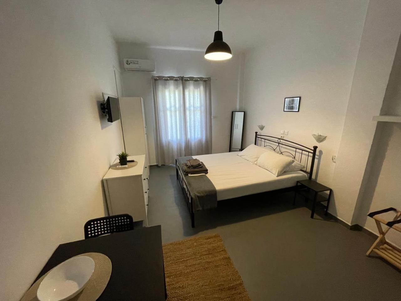 Spanos Studios - Panteli Buitenkant foto