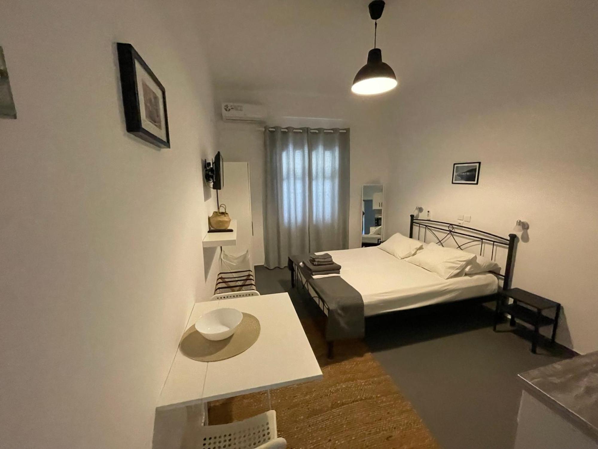 Spanos Studios - Panteli Buitenkant foto