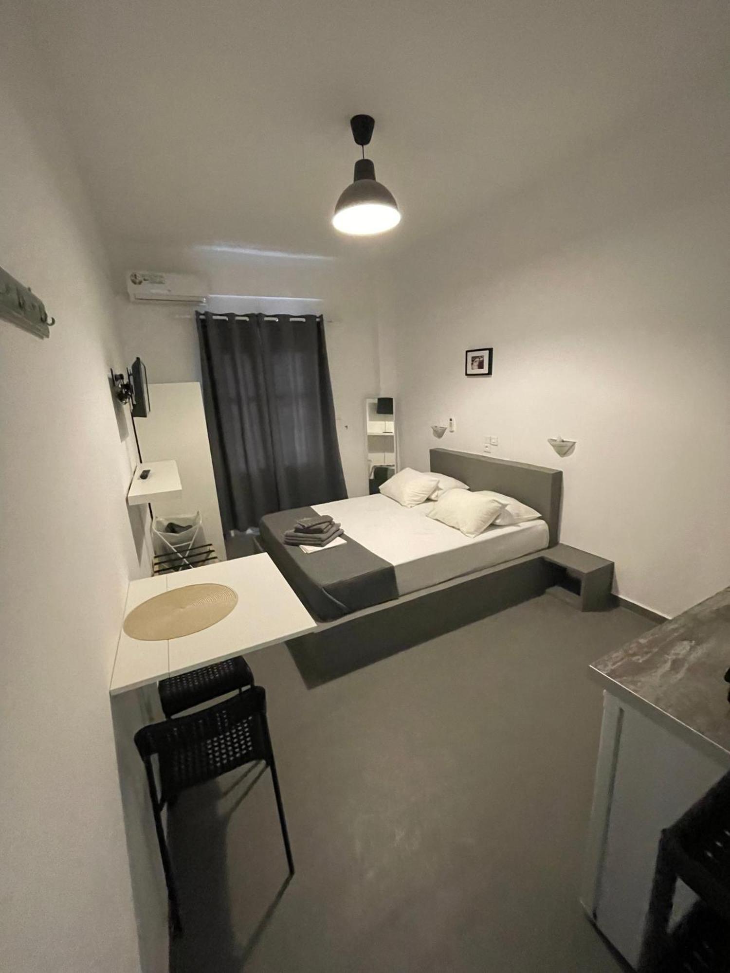 Spanos Studios - Panteli Buitenkant foto