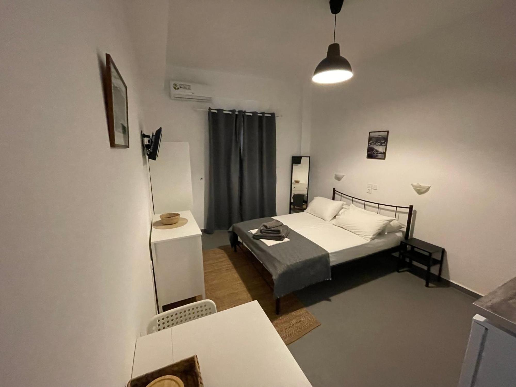 Spanos Studios - Panteli Buitenkant foto